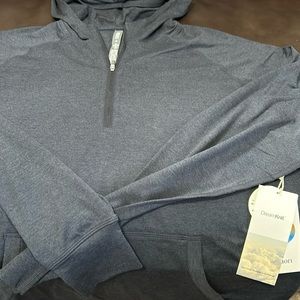 Brand new Vuori ponto performance zip hoodie, midnight Heather 1/2 zip medium M
